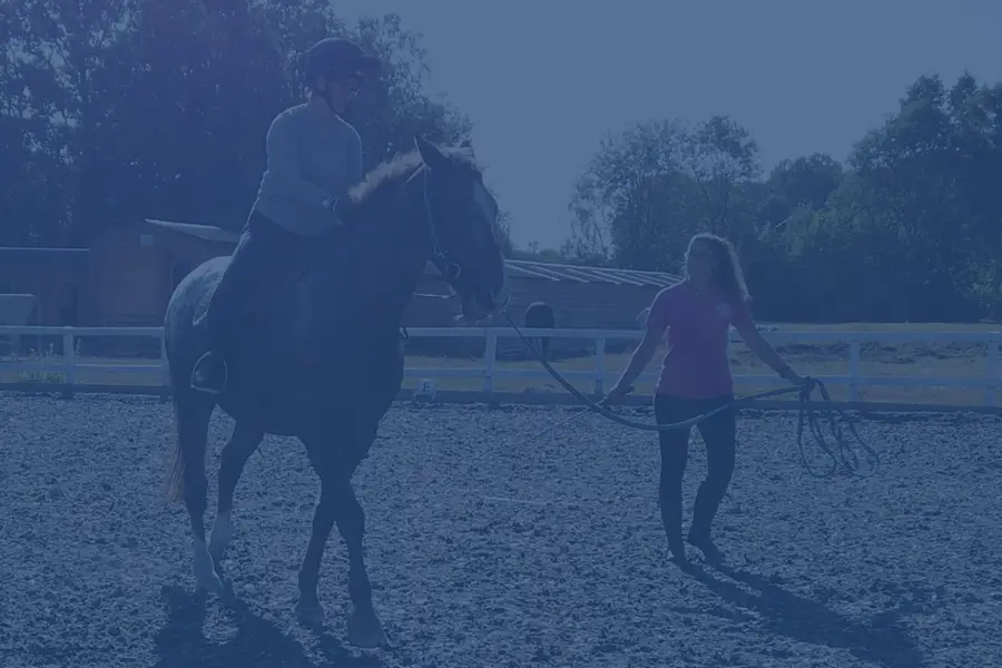 Lunge-Lessons-for-adults-900x600-new-blue